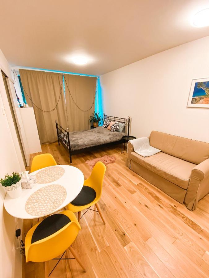 Lovely Studio Apartment, Free Parking 1,55 Hight Prag Eksteriør billede
